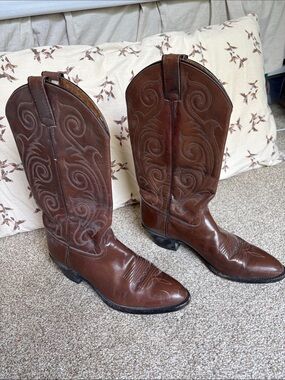 Tony Lama Brown Leather Western Embroidered Heeled Boots